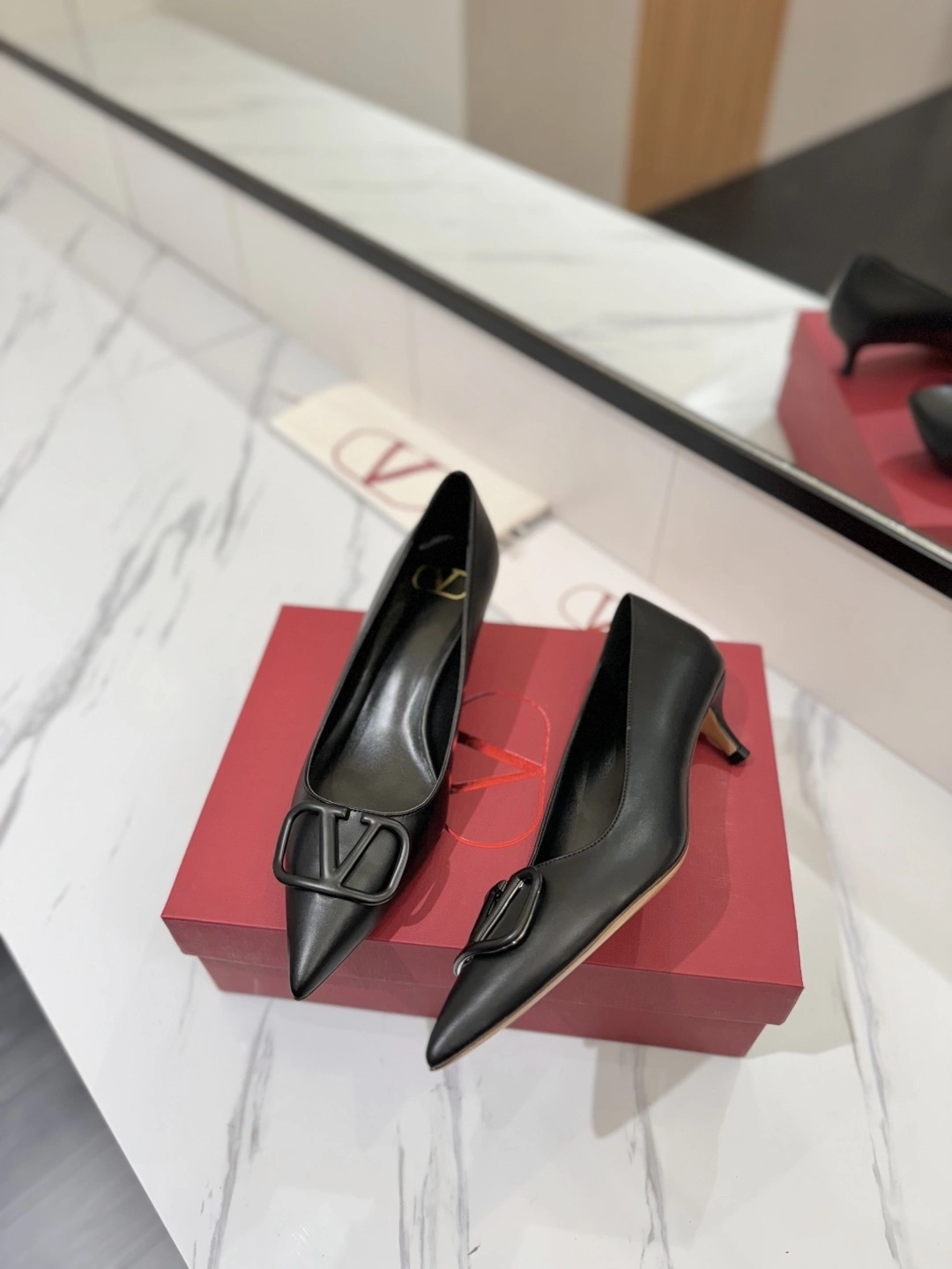 COCO-- V1859ti9o WW2S0Q63MZF0NO Heel height：4.5CM goatskin Calfskin item:E-X138C3027